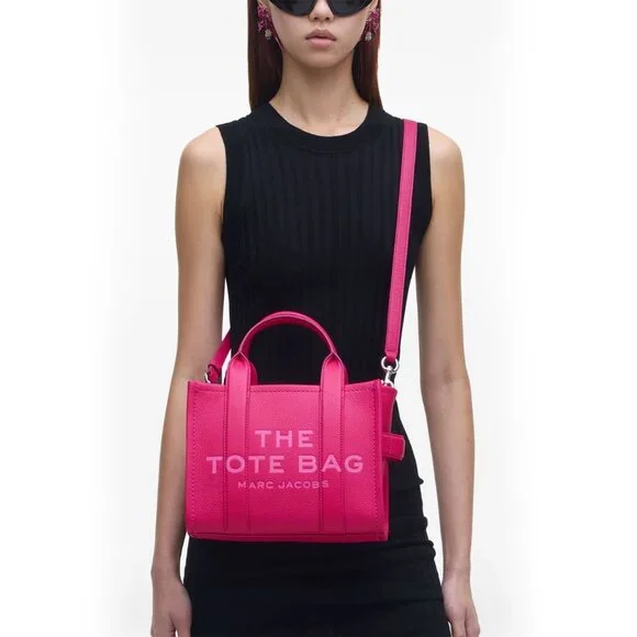 MARC JACOBS The Leather Small Tote – Hot Pink - Picture 6 of 9